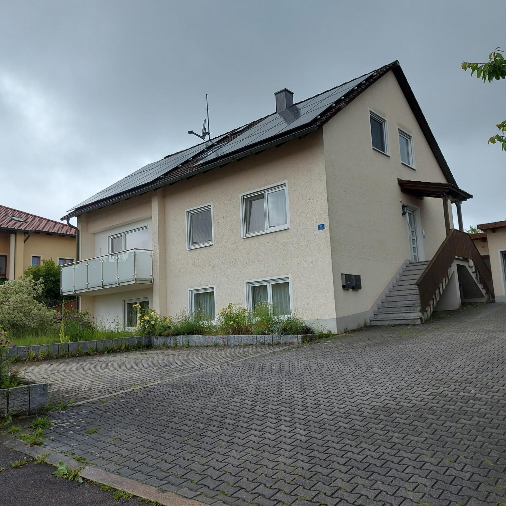 Ferienwohnung Am Berg Wiesent Esterno foto